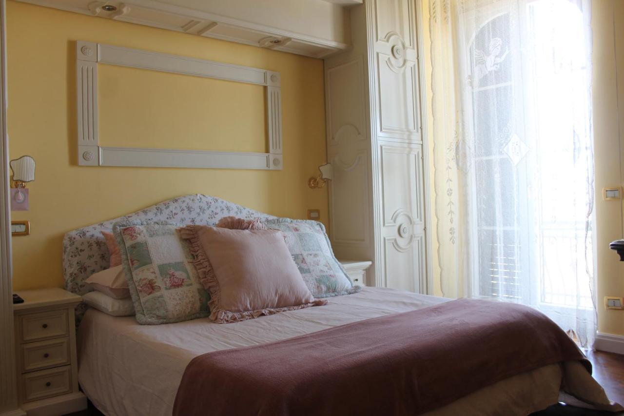 B&B Le Sorelle ナポリ エクステリア 写真